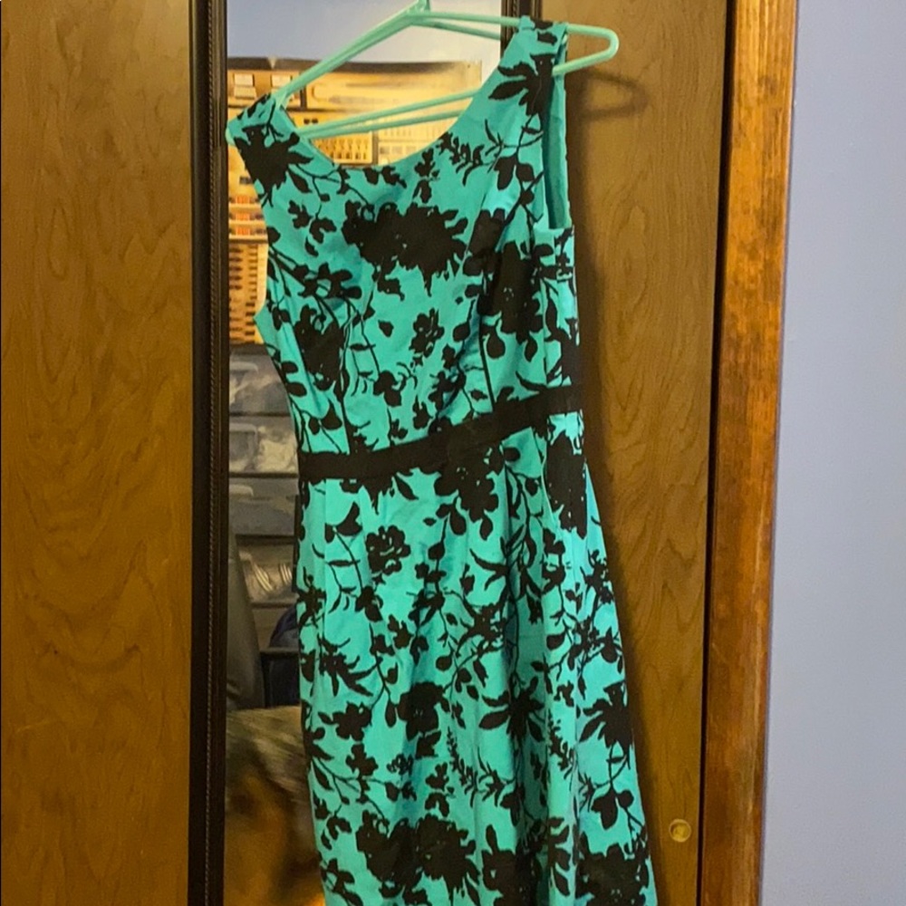 The limited NWT summer dress size 6